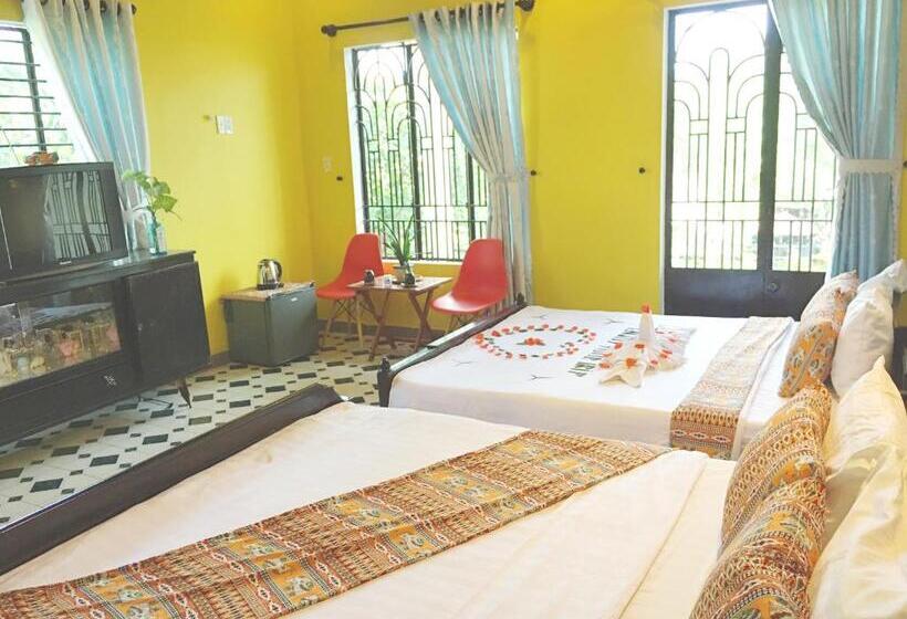 اتاق استاندارد چهار تخته, Longan Homestay