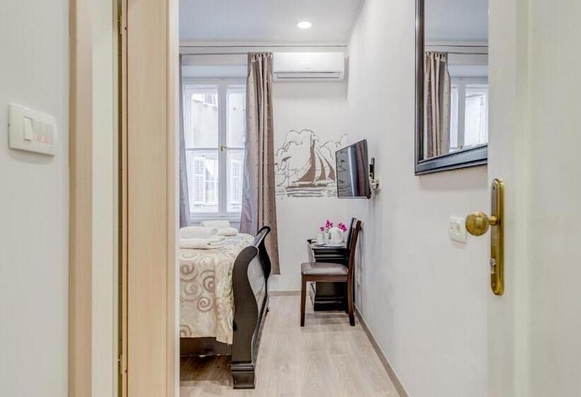 اتاق استاندارد, Metropole Luxury Rooms
