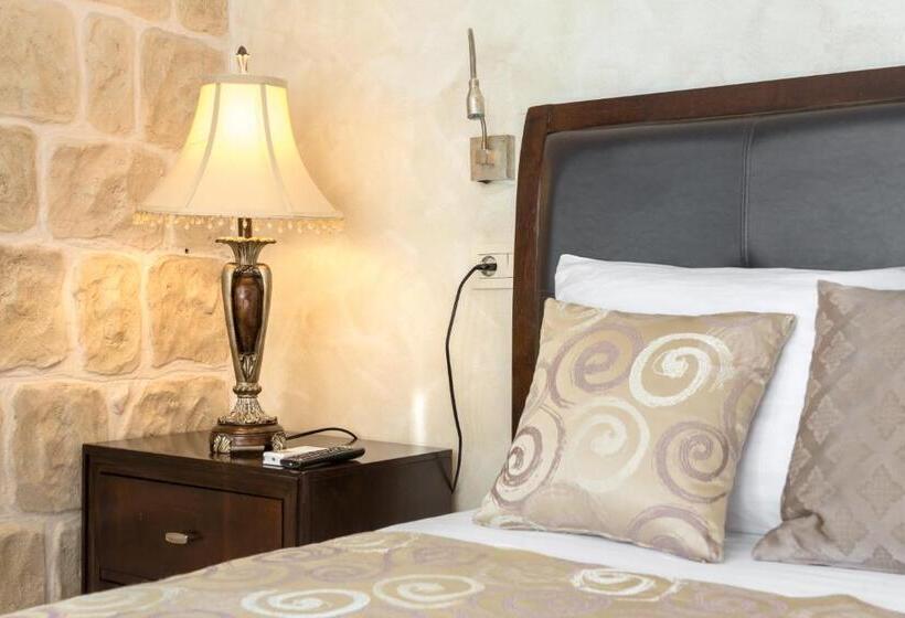 Deluxe Studio, Metropole Luxury Rooms