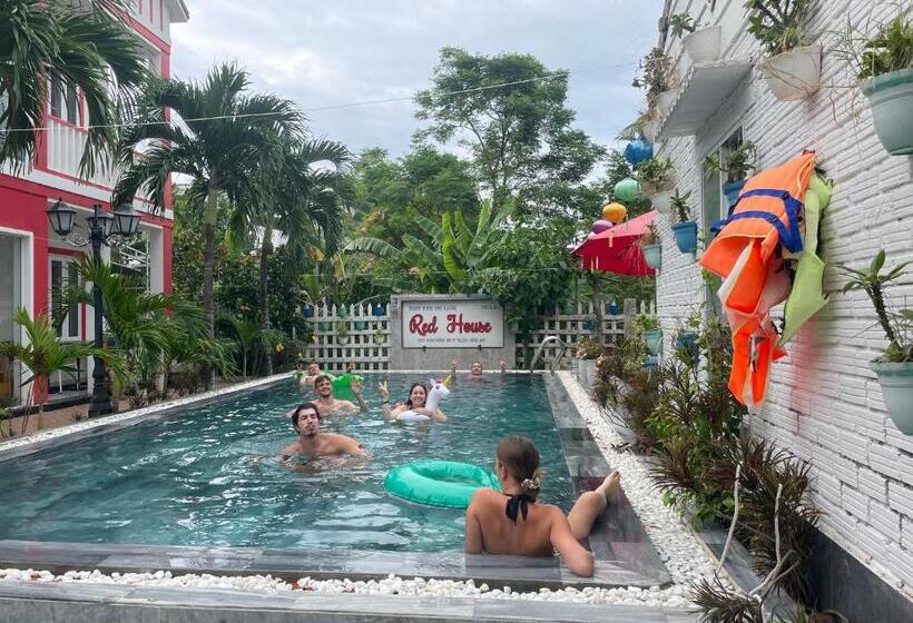 اتاق لوکس, Red House Homestay   Villa