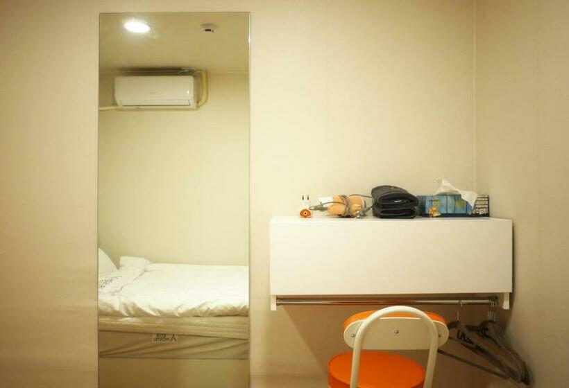 Quarto Estandar Individual, Star Hostel Dongdaemun Suite