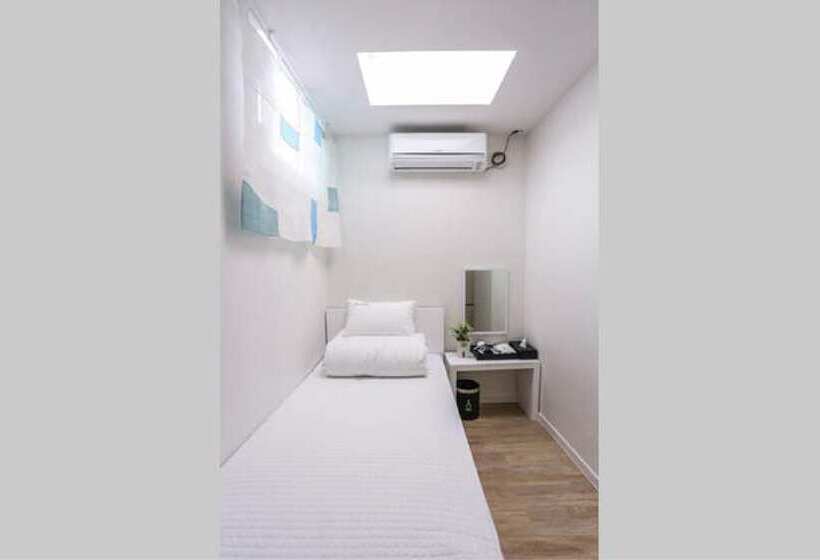 Quarto Estandar Individual, Star Hostel Dongdaemun Suite
