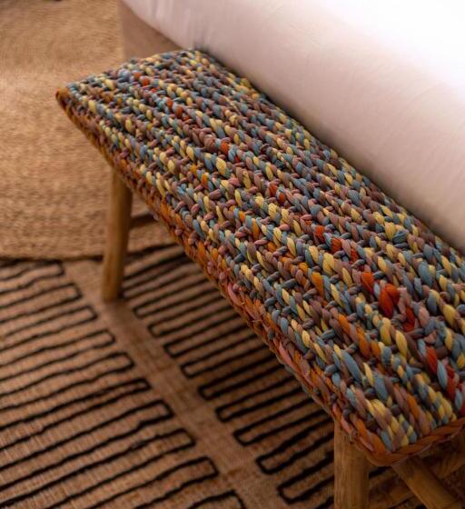 חדר אקונומי, The Big   Luxury Backpackers