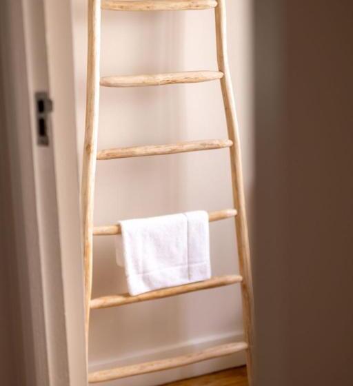 חדר סופריור, The Big   Luxury Backpackers