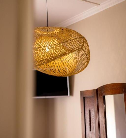 חדר סופריור, The Big   Luxury Backpackers