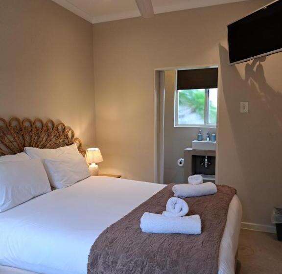 חדר אקונומי, The Big   Luxury Backpackers