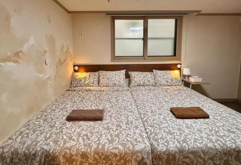 スタンダードルーム, Roi Guesthouse