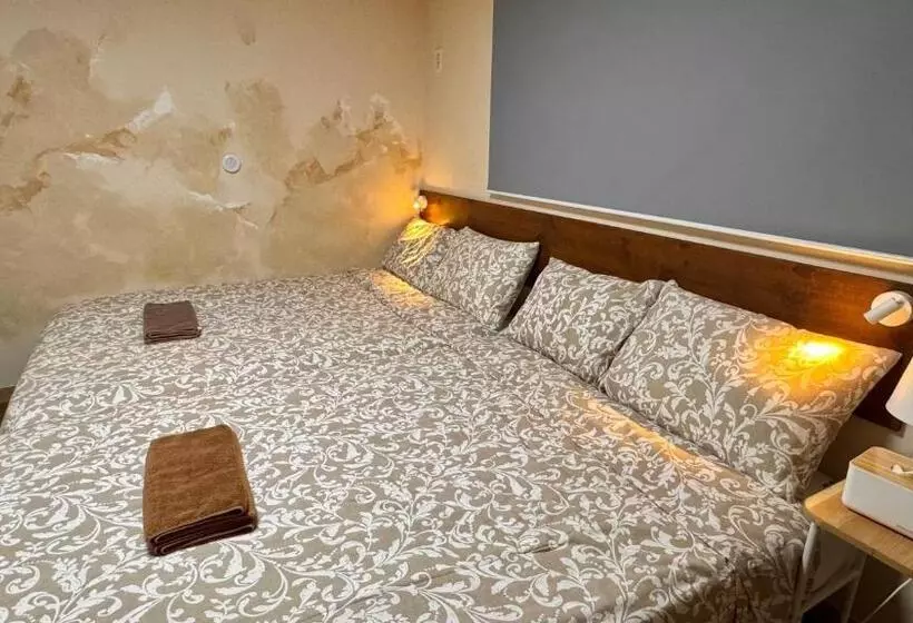 スタンダードルーム, Roi Guesthouse