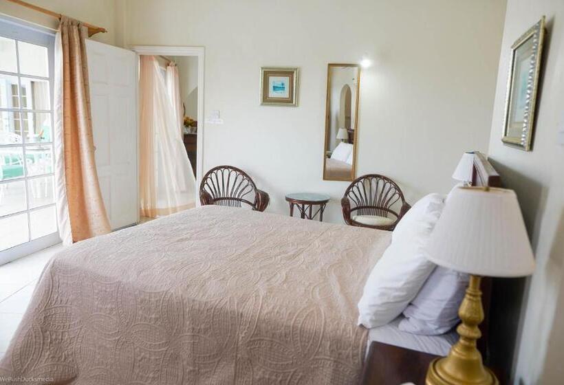 ویلای 3 خوابه, Castles In Paradise Villa Resort