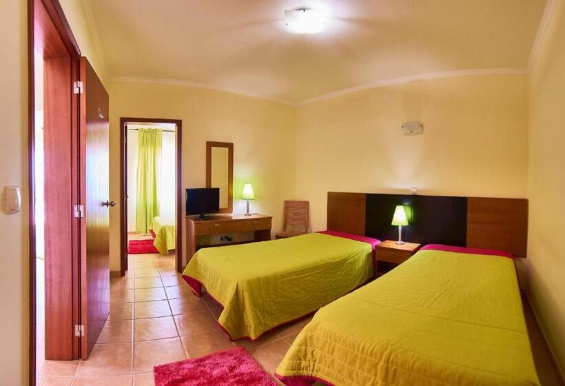 Номер Стандарт Трехместный, Alojamento Bela Vista