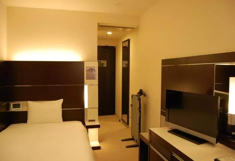 Standard Yhden Hengen Huone, Cross Wave Umeda