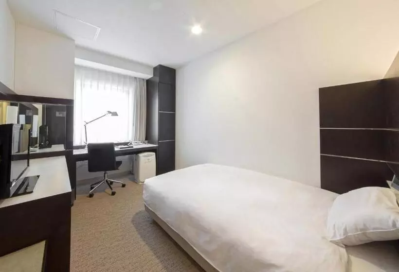 Standard Yhden Hengen Huone, Cross Wave Umeda