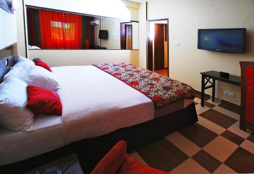 اتاق استاندارد, Yaahot