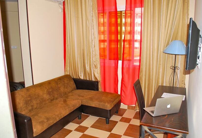 اتاق استاندارد, Yaahot