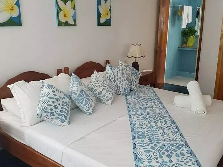 3 Bedroom Suite, Sea View Lodge