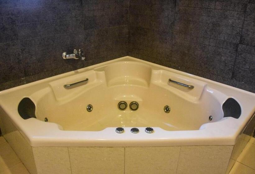 סוויטה דלוקס, Mangrove Escapes Resort