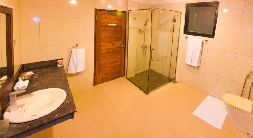 Люкс Повышенной Комфортности, Mangrove Escapes Resort