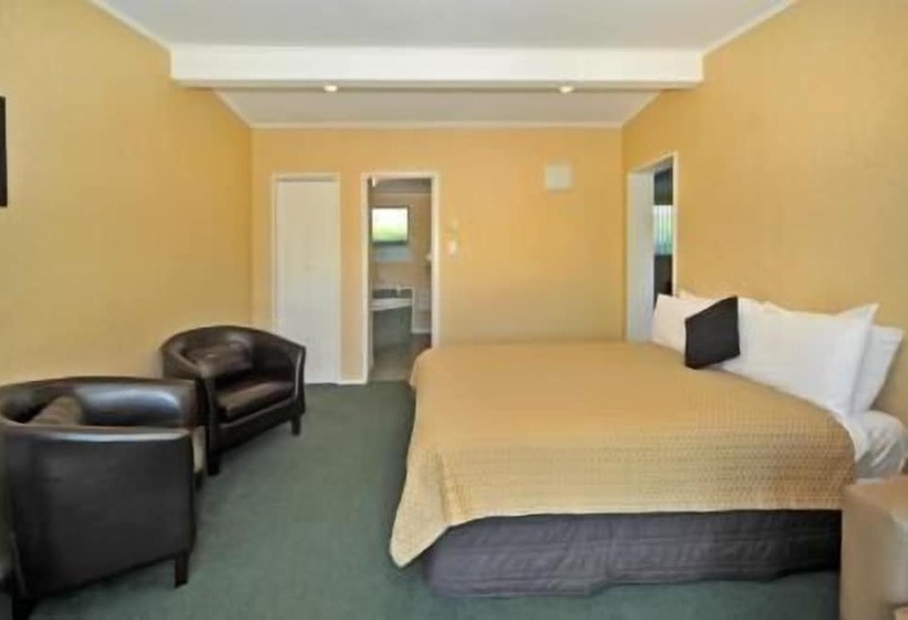 标准工作室, A'la Vista Motel