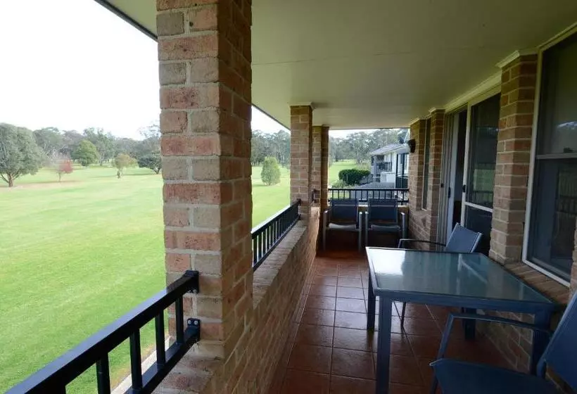 ツーベッドルーム　ヴィラ, Cootamundra Heritage Motel & Apartments