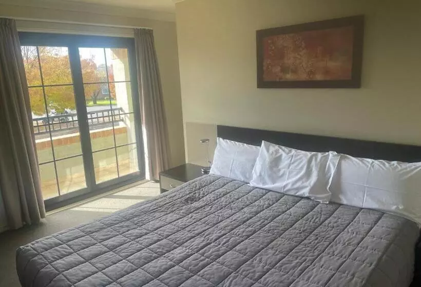 キングサイズベッドのスタンダードルーム, Cootamundra Heritage Motel & Apartments
