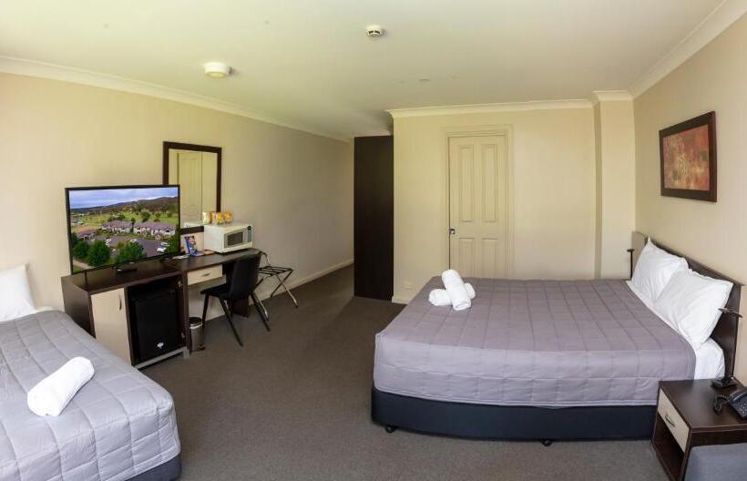 חדר דלוקס לשלושה, Cootamundra Heritage Motel & Apartments