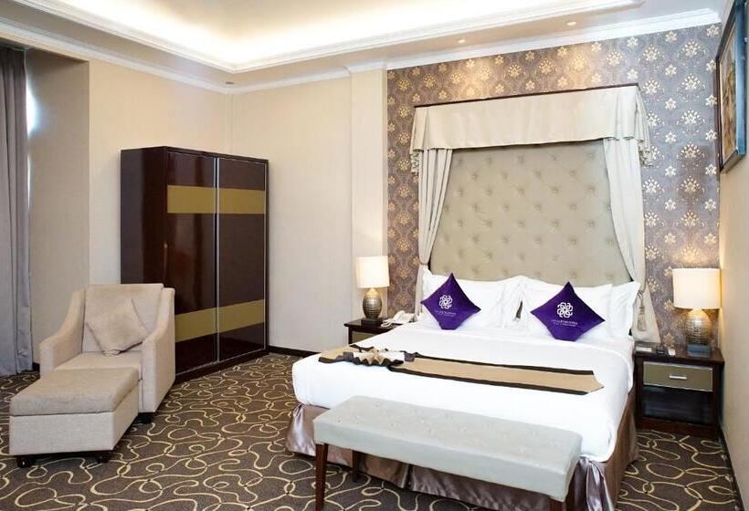 جناح إدارى, Adhiwangsa