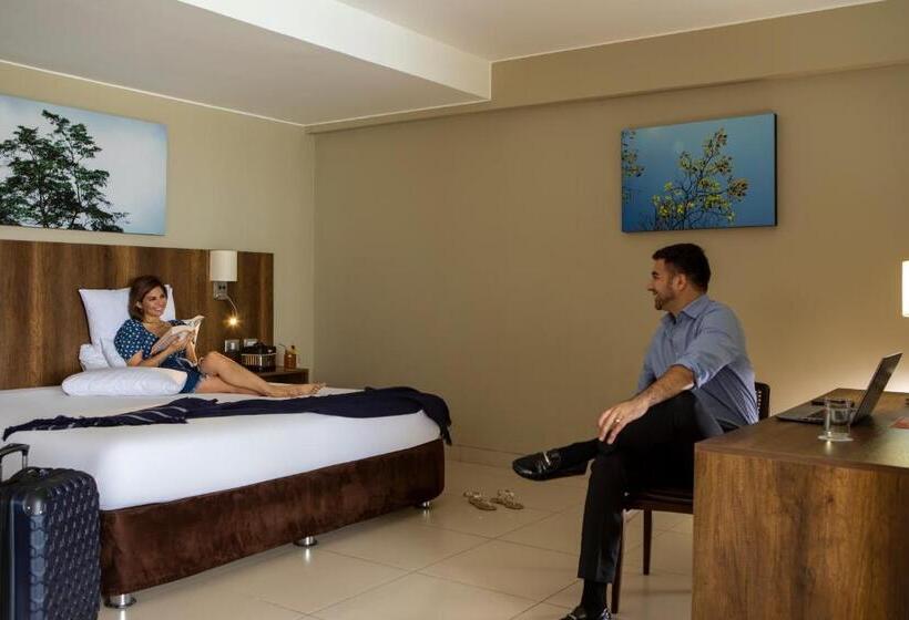 سوییت جونیور, Casa Andina Select Pucallpa