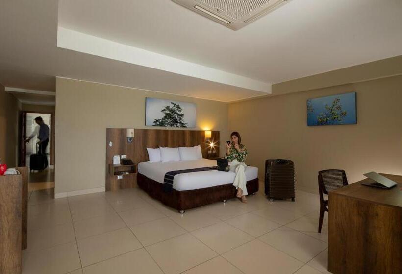 سوییت جونیور, Casa Andina Select Pucallpa