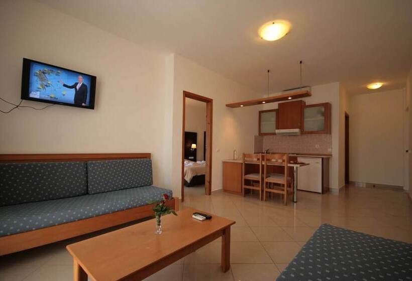 شقة غرفة واحدة, Castro Beach