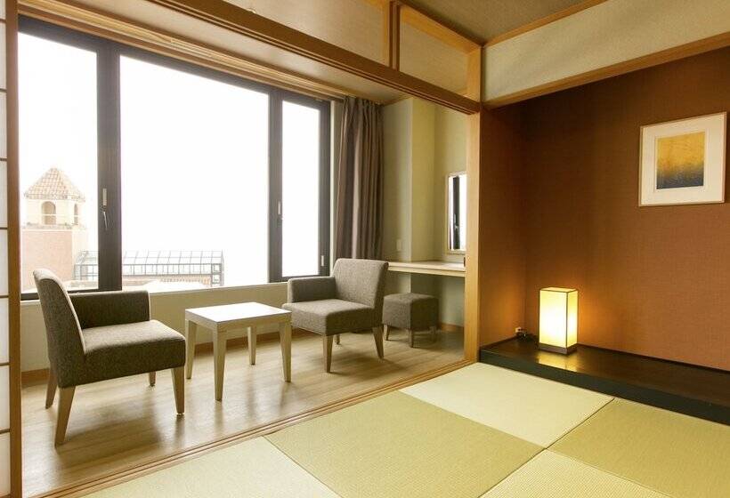 اتاق لوکس, Fruit Park Fujiya