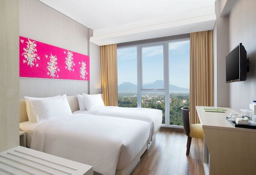 Номер Deluxe, Santika Banyuwangi