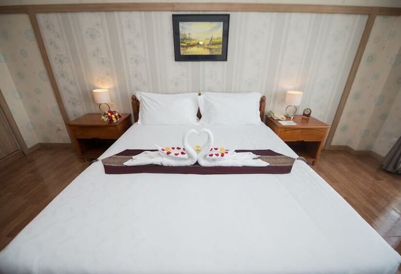 اتاق لوکس, Sky Star