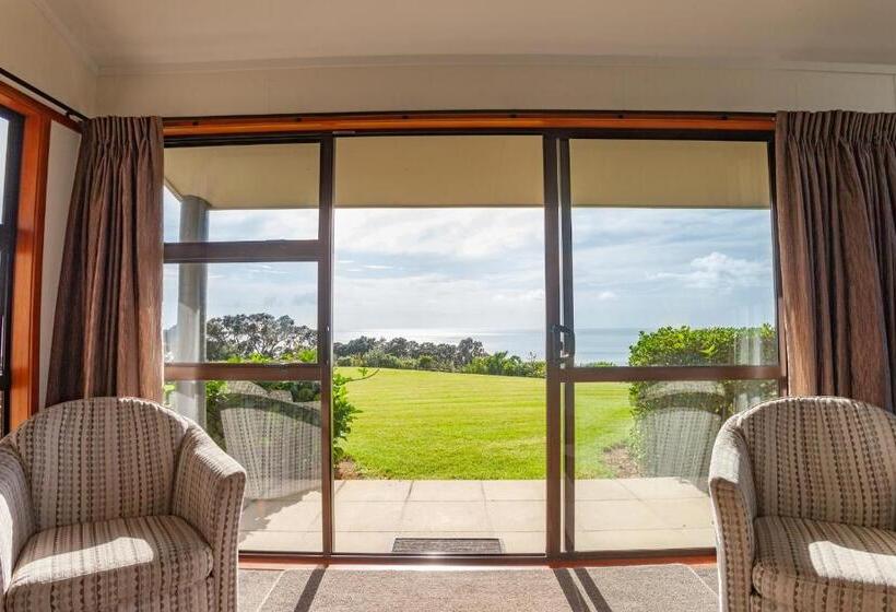 2 Bedroom Premium Apartment Sea View, Pacific Rendezvous Resort