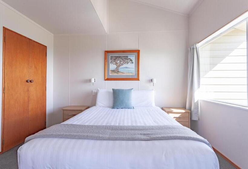 2 Bedroom Premium Apartment Sea View, Pacific Rendezvous Resort