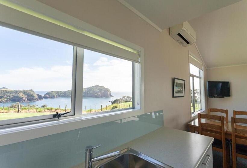 2 Bedroom Premium Apartment Sea View, Pacific Rendezvous Resort