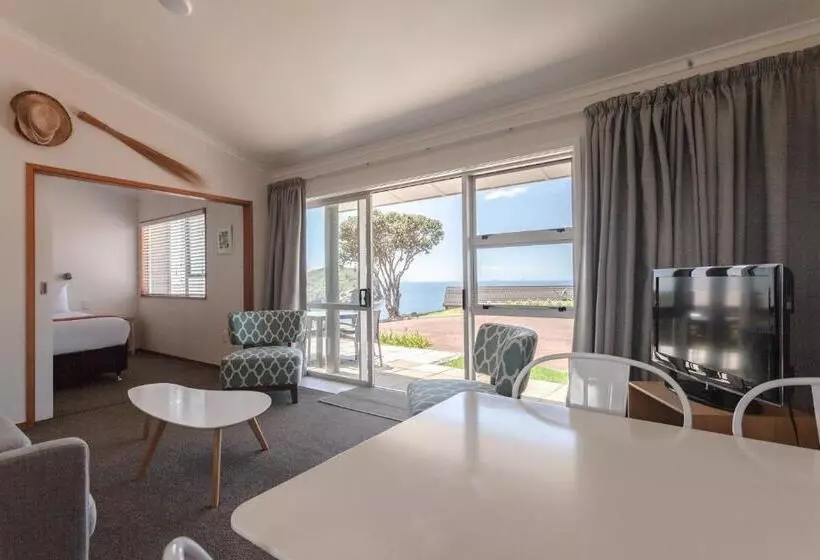 オーシャンビューの２ベッドルームデラックスアパート, Pacific Rendezvous Resort