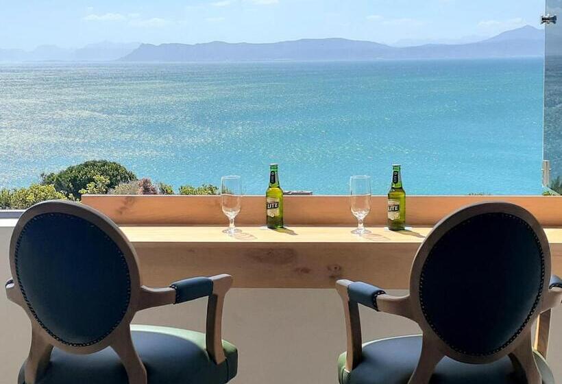 豪华海景房, 65oncliff