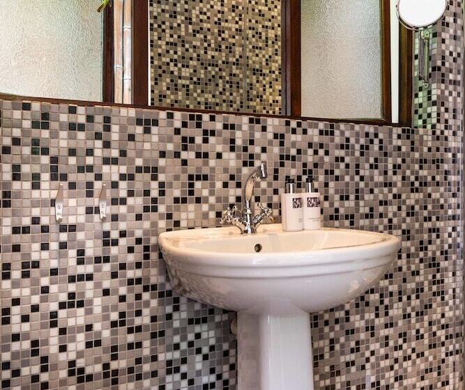 חדר סטנדרט יחיד, Antrim Villa