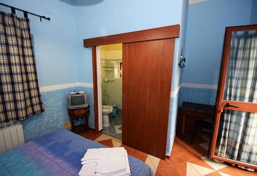 Номер Стандарт, Giucalem La Casa Negli Orti