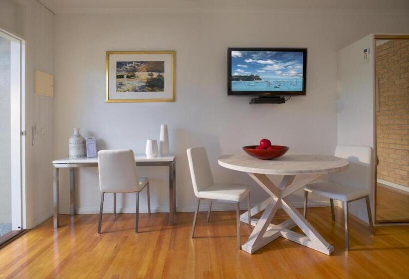 エクゼクティブルーム, Sorrento Beach Motel