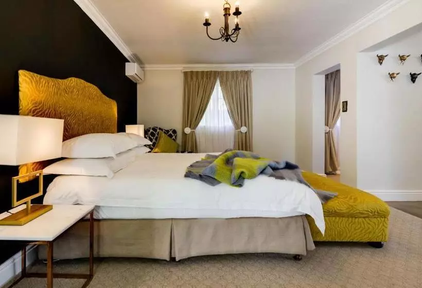 スイート, The Post House Hotel No Children Under The Age Of 16yrs