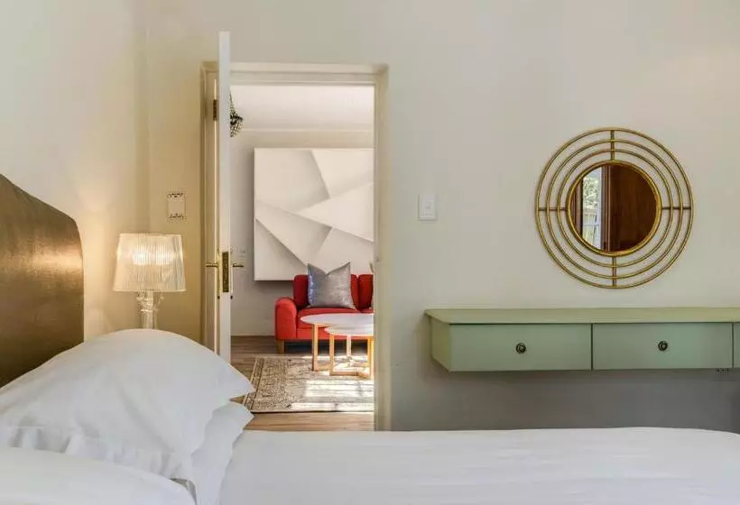 ファミリールーム, The Post House Hotel No Children Under The Age Of 16yrs
