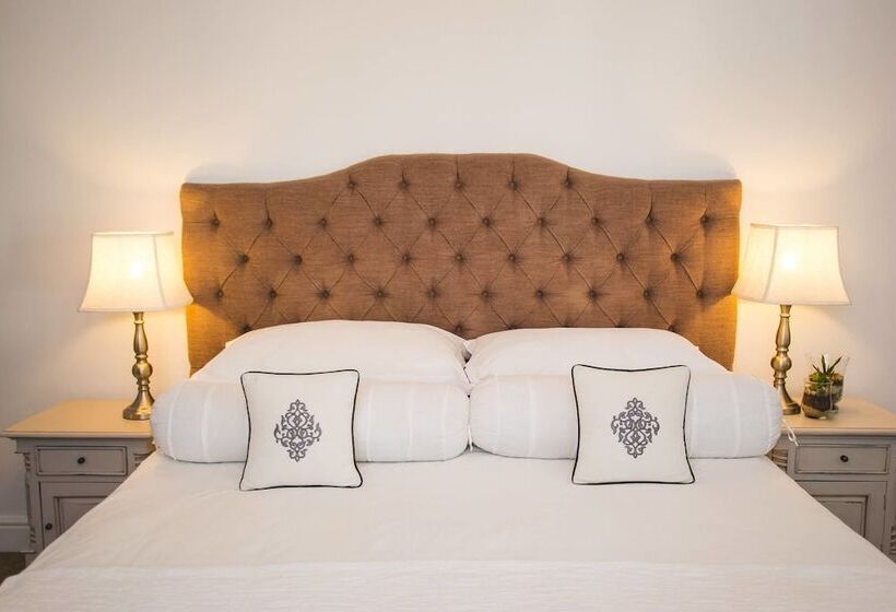 Номер Deluxe, The Post House Hotel   No Children Under The Age Of 16yrs