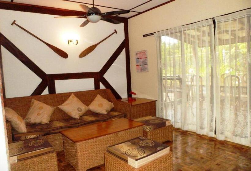 סוויטה נוף לגינה, Tiptop Hotel, Resto And Delishop