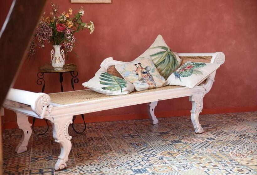 Номер Стандарт, Les Roses De Montherlant