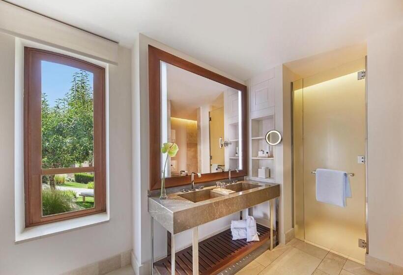 전망 주니어 스위트, Cap Vermell Grand