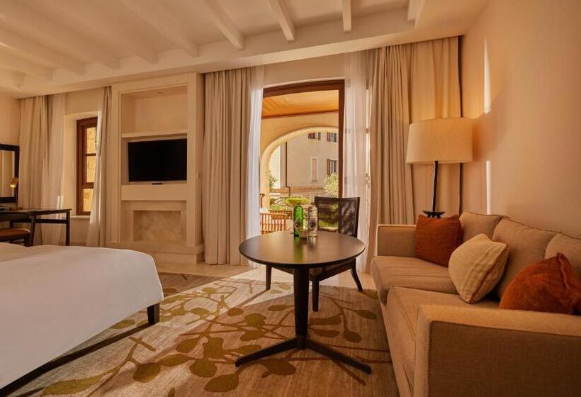 가든 전망 주니어 스위트, Cap Vermell Grand