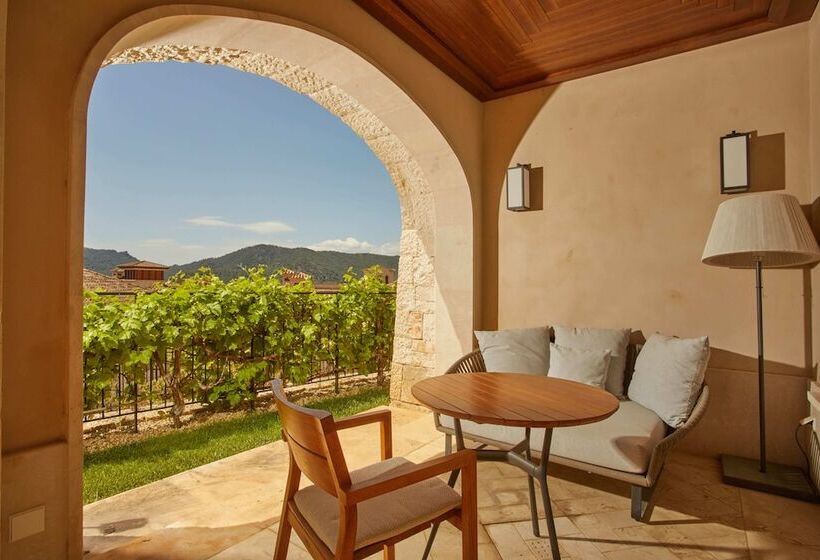 스위트, Cap Vermell Grand