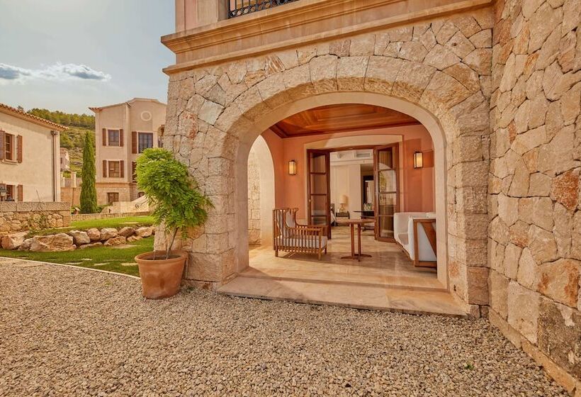 디럭스 룸, Cap Vermell Grand