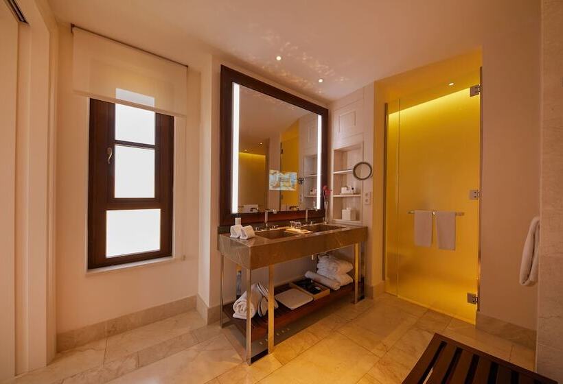 전망 주니어 스위트, Cap Vermell Grand